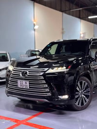 لكزس LX600 • بلاتينيوم • تقسيط