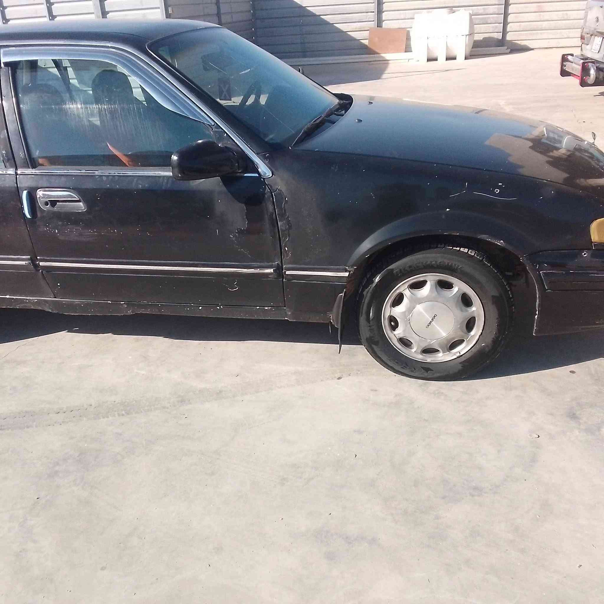 السلام عليكم للبيع دايوبرنس موديل 95 رقم بغداد سيارة جاهزه كير ومحرك وصدر وتخم تاير كير اوتماتيك تحويل مباشر داخله حلوو كهربائيات كاله شقاله رون طوافه حماوه سرعه تحكم مري كاله شقال سياره ناعمه مال بيت السعر 24 وبيه مجال مكان السيارة ابوغريب الحمدانيه ***********
