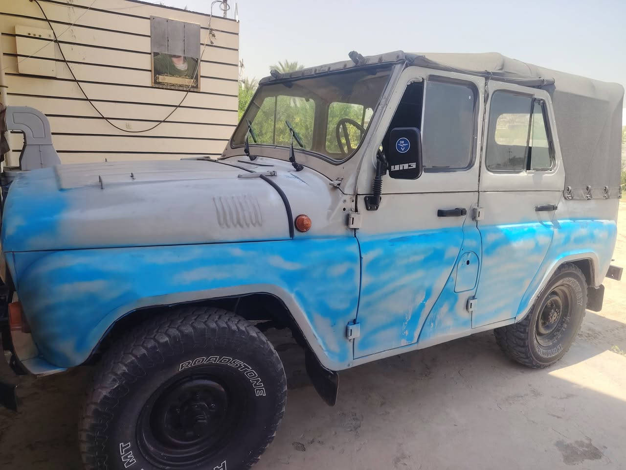 السلام عليكم واز للبيع موديل 2000 سعر 7500 بيها مجال الرقم ***********
