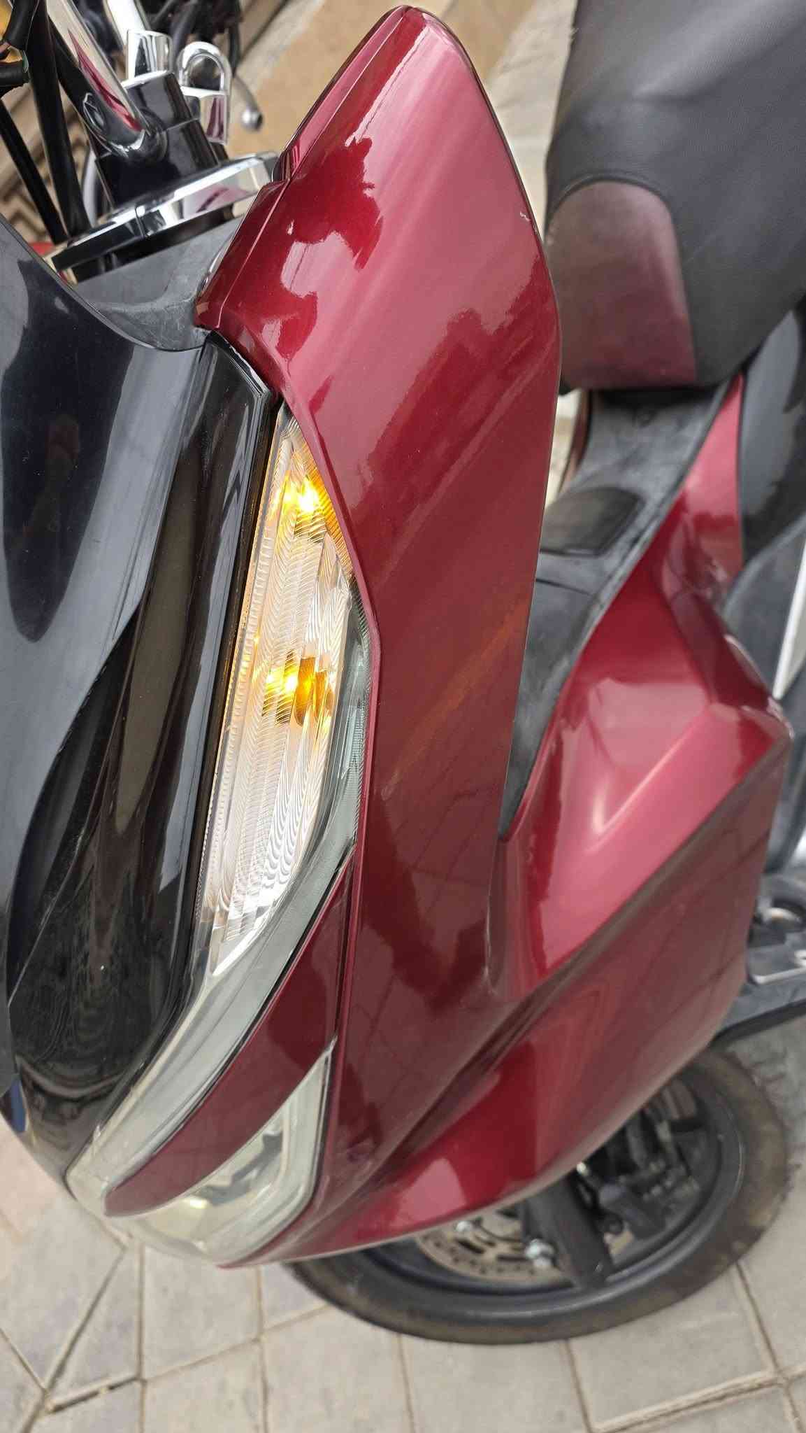 PCX • ١٢٥ • ياباني