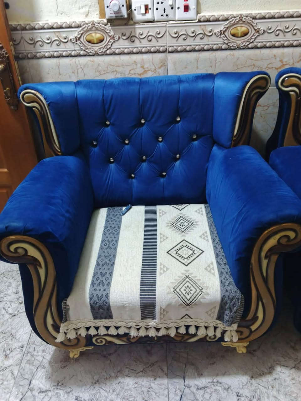 تخم 10 مقاعد كلش نضيف ب500 بي مجال.        ***********
