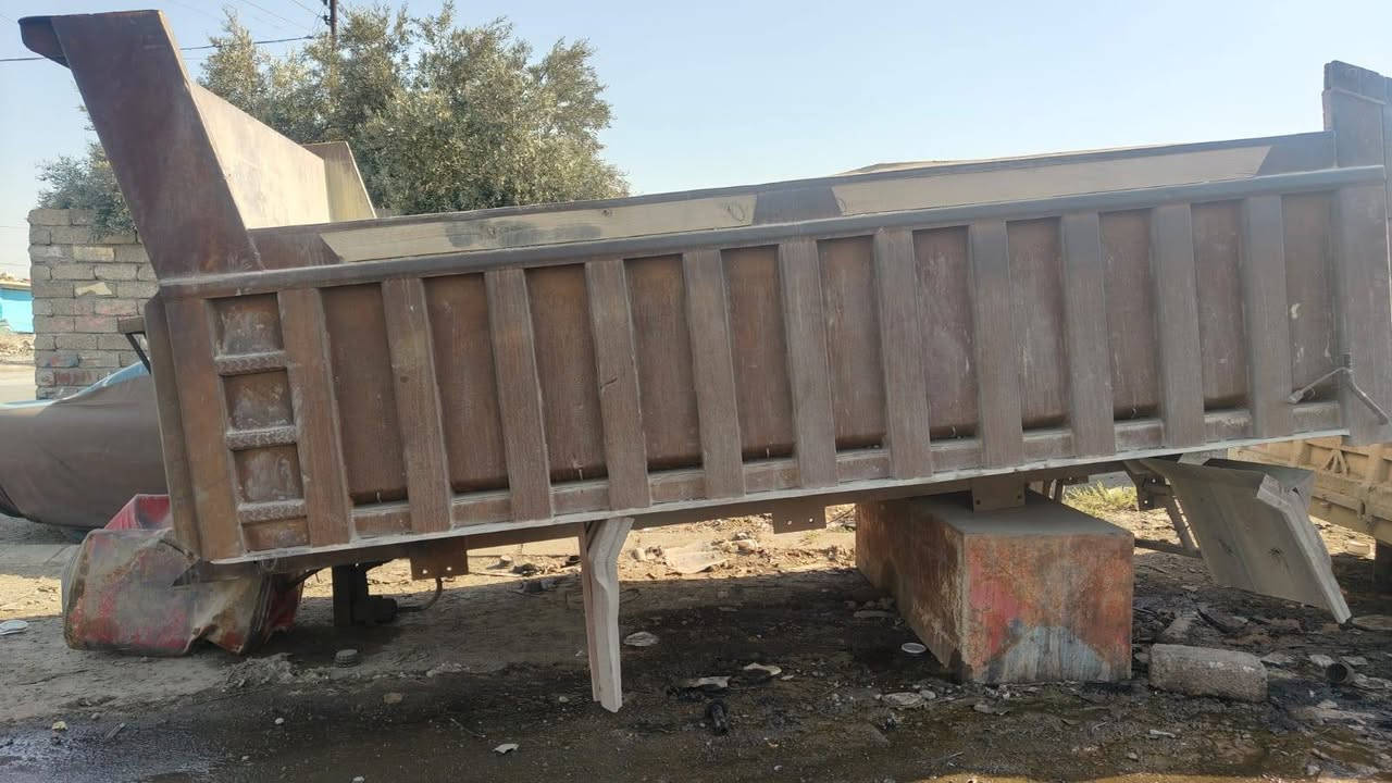 للبيع للبيع: بدي قلاب سويدي متكامل مع الجك والريمونت والجاملغات! 🚚 طوله 460. موجود في صناعة وادي عكاب قرب السجة. السعر 35$ فقط! 🤑 للتواصل: ***********. #للبيع #قلاب_سويدي
