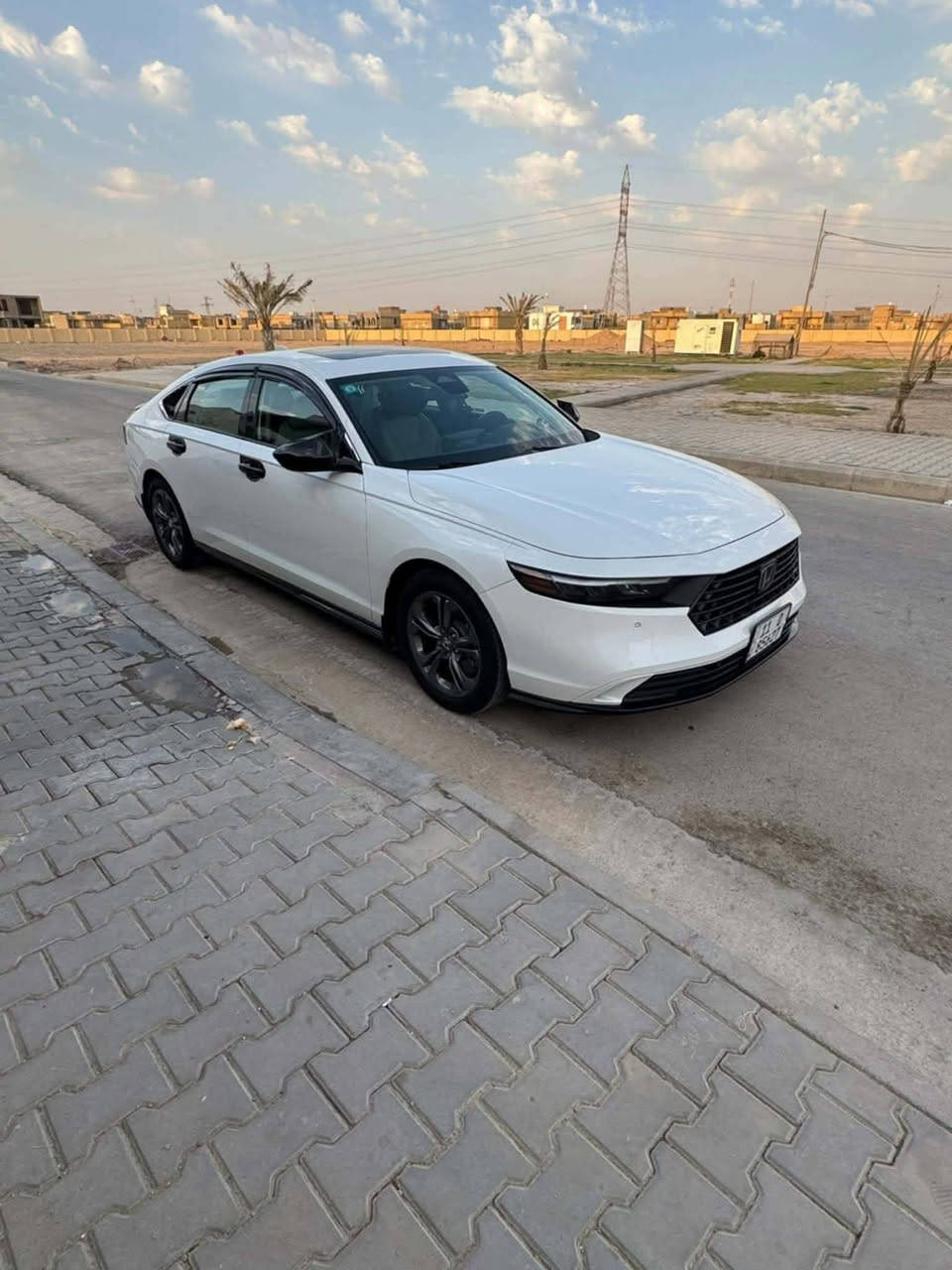 ماشاء الله تبارك الرحمن
للبيع او مراوس بسيارة جيب

 هوندا أكورد ياباني اصلي  موديل 2024 رقم بغداد بأسمي فئة EXL لون أبيض صدفي لون الملكي 
كامل المواصفات داخل بيجي
 المرغوب ماشية ١٩
الحاله بيها حادث خفيف جامغ خلفي شطح الدعامية نفسها راجعة السيارة بعدها زيرو كتلوكات الشركة وبصمات 2 وياها وبأسمي  
والأمانة السيارة مال جناي لانه التر الواحد من البانزين يمشيك ٢٤ كيلو غير الهايبرد يمشيك خير من الله  وقليلة الاعطال مال جناي ... وات ساب 
***********
