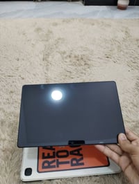 آيباد ٧ • ٢٥٦ • بطارية ٧٠٤٠
