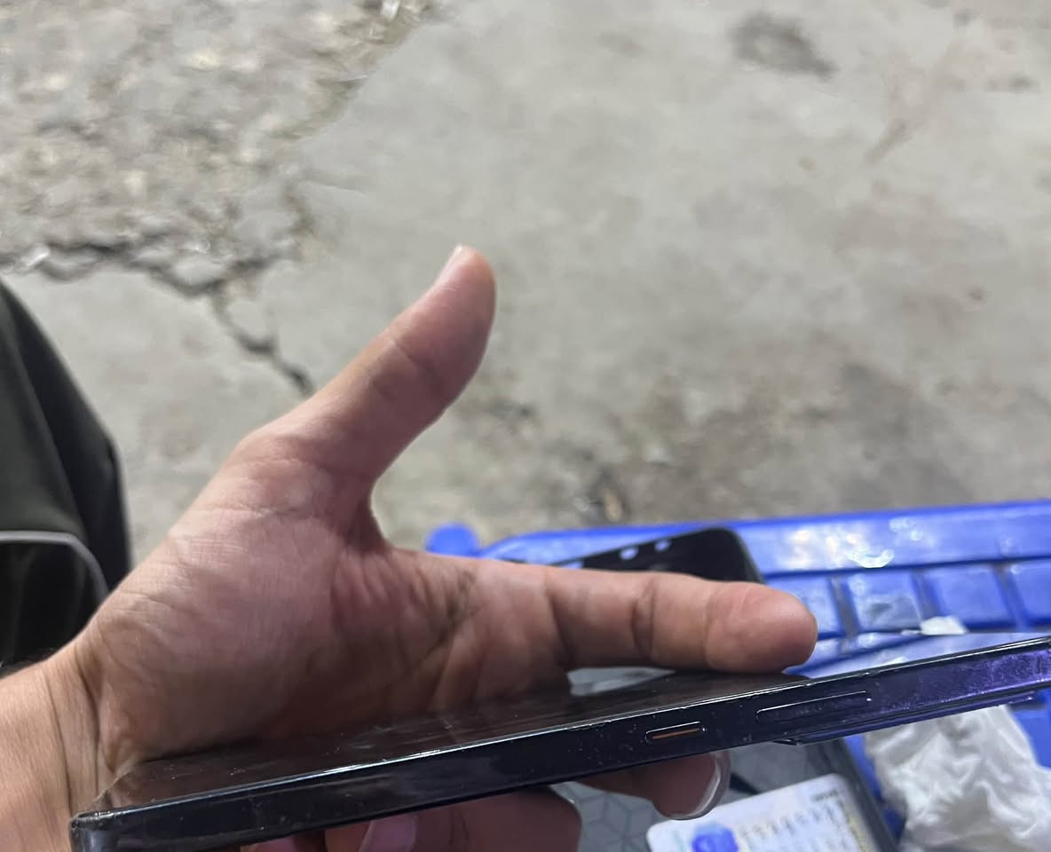 السلام عليكم 

جهاز  infinix GT 20pro

الشاشة6.78 بوصة - 144 هرتز - 
AMOLED
الذاكرة 256جيجابايت

الرام 8 أو 12 جيجابايت

الكاميرا108 + 2 + 2 ميجابكسل

المعالجMediatek Dimensity 8200

البطارية والشحن السريع5000 مللي أمبير - 45 واط
شويه طخات بضهر ماماثره ابد الجهاز معروف بلمعالج مالة القوي مكاني الديوانية حي الفرات متواجد خاص و واتساب ***********(السعر خاص)
