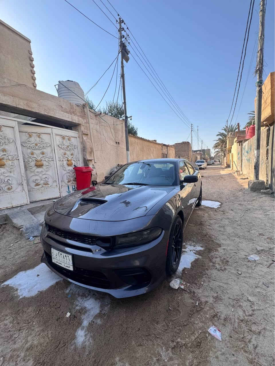 جارجر 2015 وارد كندي داخله كلين وبيها قطعتين مدكر تبديل وبنيد تحديث سياره جاهزه وماشيه 83 ميل سعرها 148 وبيها مجال قليل 
شرط التحويل ثاني يوم 
الاستفسار الاتصال *********** الزبير, البصرة
