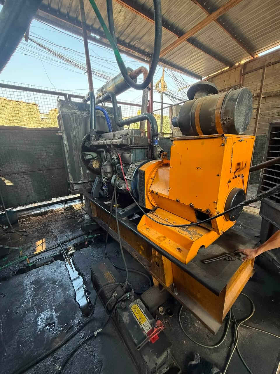 موقع البيع الحميدية ابي مكاين  ثنين 113طبك جديد ابي بورد خارجي ابيه حصه 250كيفي حمل 750صافي ابيه أمبيرات مجاني ٢٥ستفسار ***********
