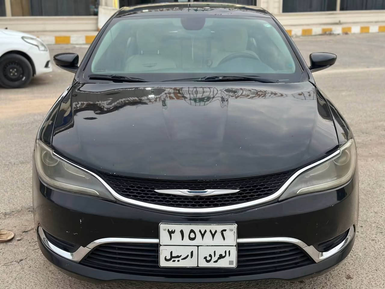 السلام عليكم
للبيع فقط c200 
2017 
رقم اربيل بأسم شركة تحويل او وكالة 
محرك 4 سلندر 2400 
مواصفات عادية 
ضررها واضح بالصور بدون ضرر ايرباك
3 قطع كلير من امريكا 
السيارة موجوده بالنجف 
السعر 92 بيها نواقص ينزل من سعر السيارة
***********
