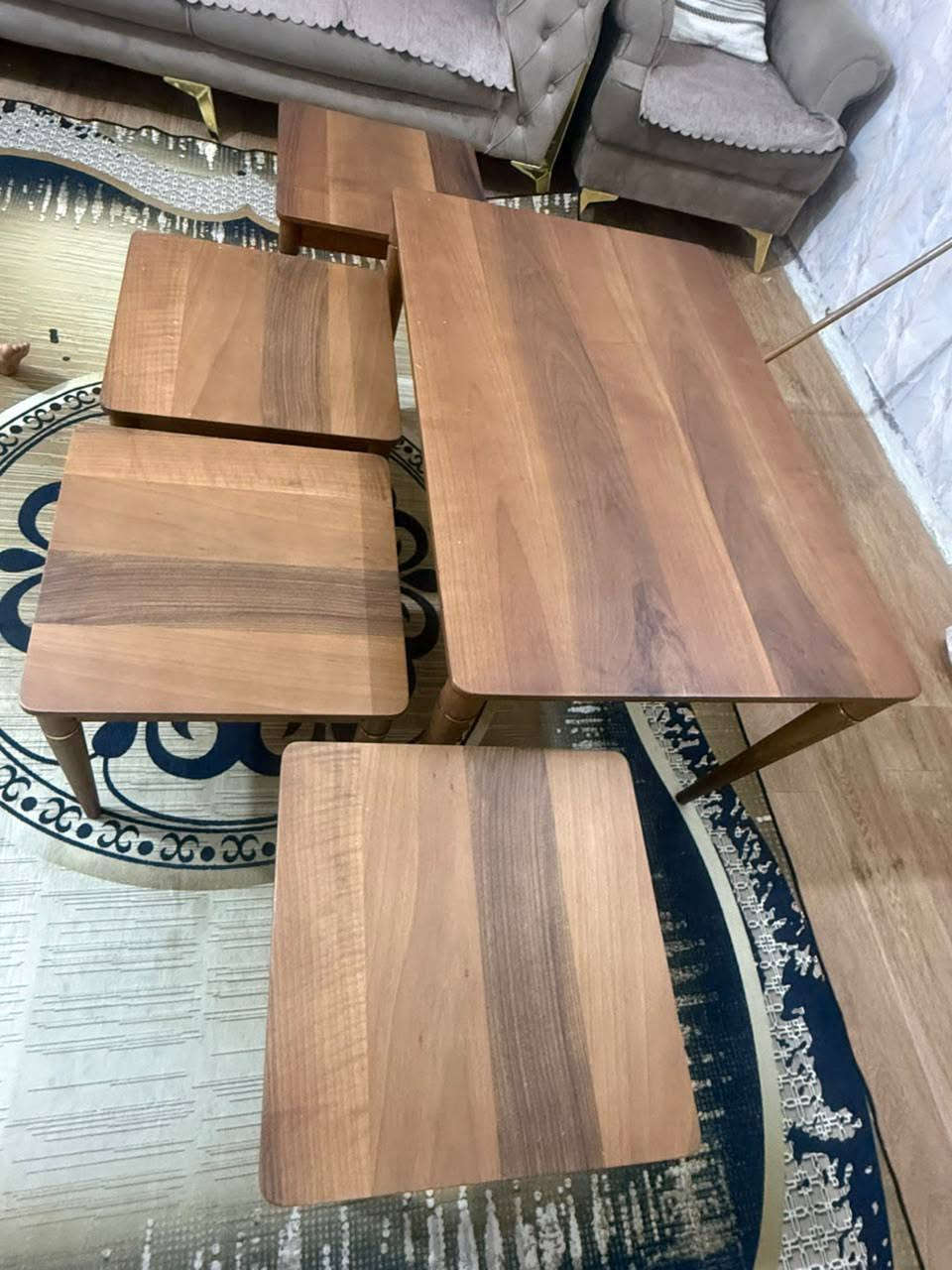 السلام عليكم حبايب امانه الله طبلات 250جابوهم 100بيهم مجال واامكينه شغله جديده السعرها 100مع ميز بيها مجال اي استفسار ع خاص
