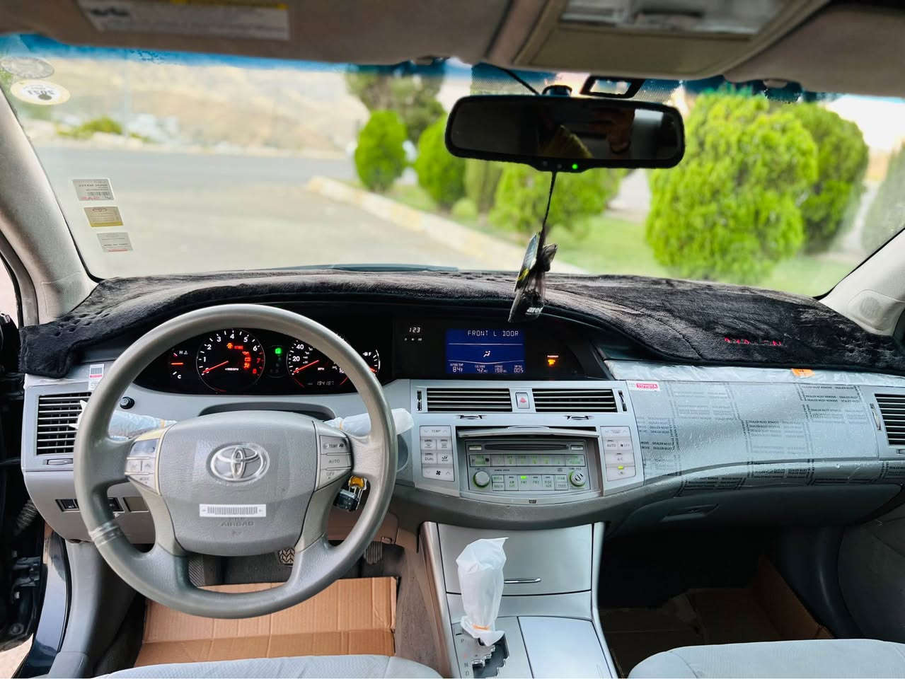 Toyota Avalon XL 2009 
ئەڤەلۆن 2009 XL بێ بۆیاخ مواسەفات ئەمریکی سەنەوی تا 2031 تازەیە بەناوی خۆمە   
سەیارەکە دەعم لێدراو بۆیاخی نیە بێ بۆیاخە بێ سارد بێ شوخت ناو سلڤەرە سویچە هەموگیانی جایزە هەکەلی زۆر جوانە ناوو دەری لە ڕەسمەکان جوانترە  شوێن قەزای دوکان 
(***********) ژمارە واتسئەپی لەسەرە دار بنديهكان, السليمانية
