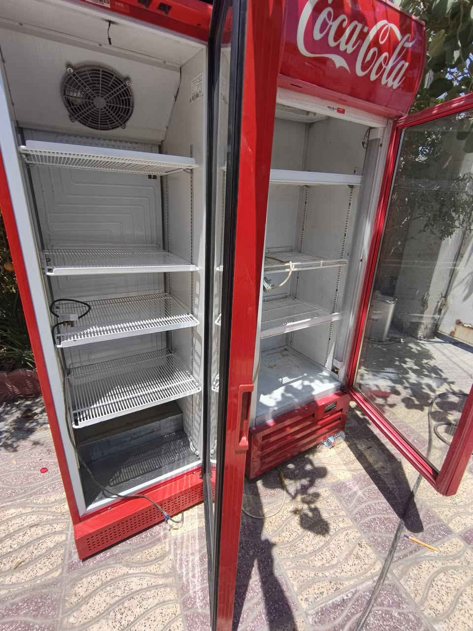 سلام عليكم برادات عاموديه تبريد ثلج جاهزات البيع مكاني بغداد بسمايه الرقم *********** اتصل أو واتس
