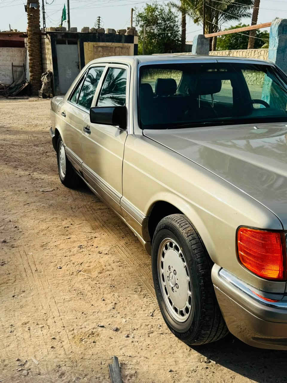 سلام عليكم ورحمة الله وبركاته مارسيدس جامبو موديل 86 سياره مكينه وكير بلاديات قواعد الدبل بلاديات تخم تاير جديد غرفه جلد جام اربعه كهرباء منظومه تبريد جديده بس غاز نقص توني شاده فول السياره مكان نجف مناذره *********** مامتواجد على فيس اتصل او بيك خير وتدلل
