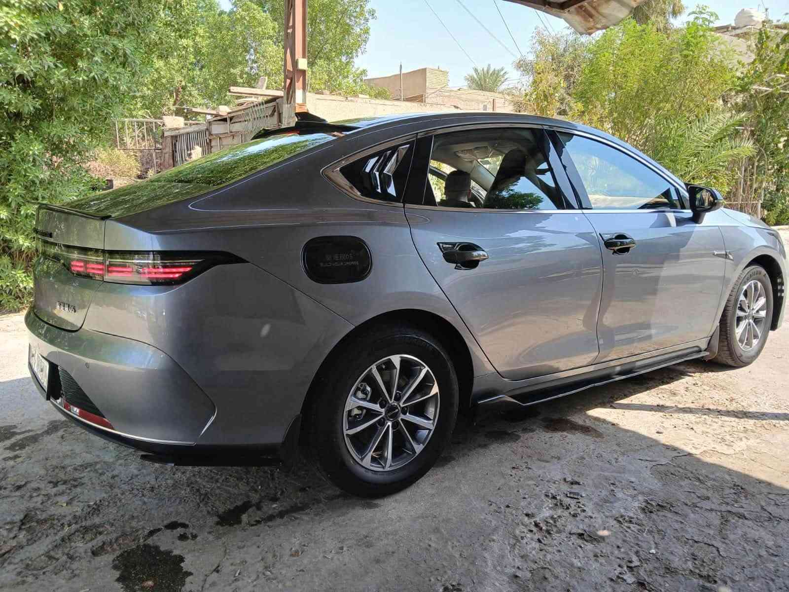 ✨ موديل 2025
ماشيه السياره 20 الف والسونار مرفق بالصور .

🔥 سيارة نظيفة جداً وحالة ممتازة

🔋 هايبرد – شحن + بنزين

⚡ اقتصادية وقوية ومريحة بالقيادة

📌 الفئة: BYD Destroyer

 

💰 السعر: 20 مليون وبيه مجال .

🔥•الإضافات:

* كتات وإضافات رياضية خارجية

* سبويلر خلفي رياضي

* إضافات رياضية للمرايات

* عتبات وجوانب رياضية

* تصميم أمامي مميز وفخم

* إضاءة LED أمامية وخلفية

* داخلية مرتبة ومريحة

اي استفسار متواجد واتساب :  ***********
