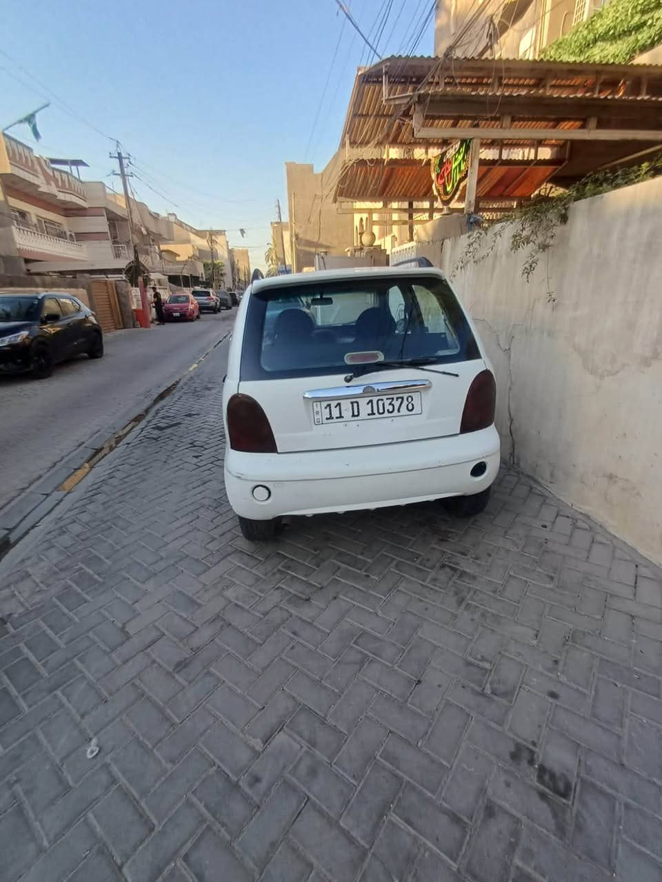 شيري كيو كيو 2010 Chery QQ بحالة جيدة جدًا.
✅ الماكينة مكفولة الكير مكفول

✅ سنوية سارية ومعاملة أصولية 100% الهزة جديدة

✅ التبريد شغال، فقط يحتاج تعبئة غاز للمكيف
✅ السيارة نظيفة ولا تحتاج صرف ميكانيكي

الملاحظات:
 • بيها نقص سبير كمليات فقط (مثل يد الباب الداخلية)، وأنا شلتها بسبب الأطفال، وما تأثر على استخدام السيارة

العنوان بغداد الغدير شارع التوت *********** 
السعر 25 وبي مجال
