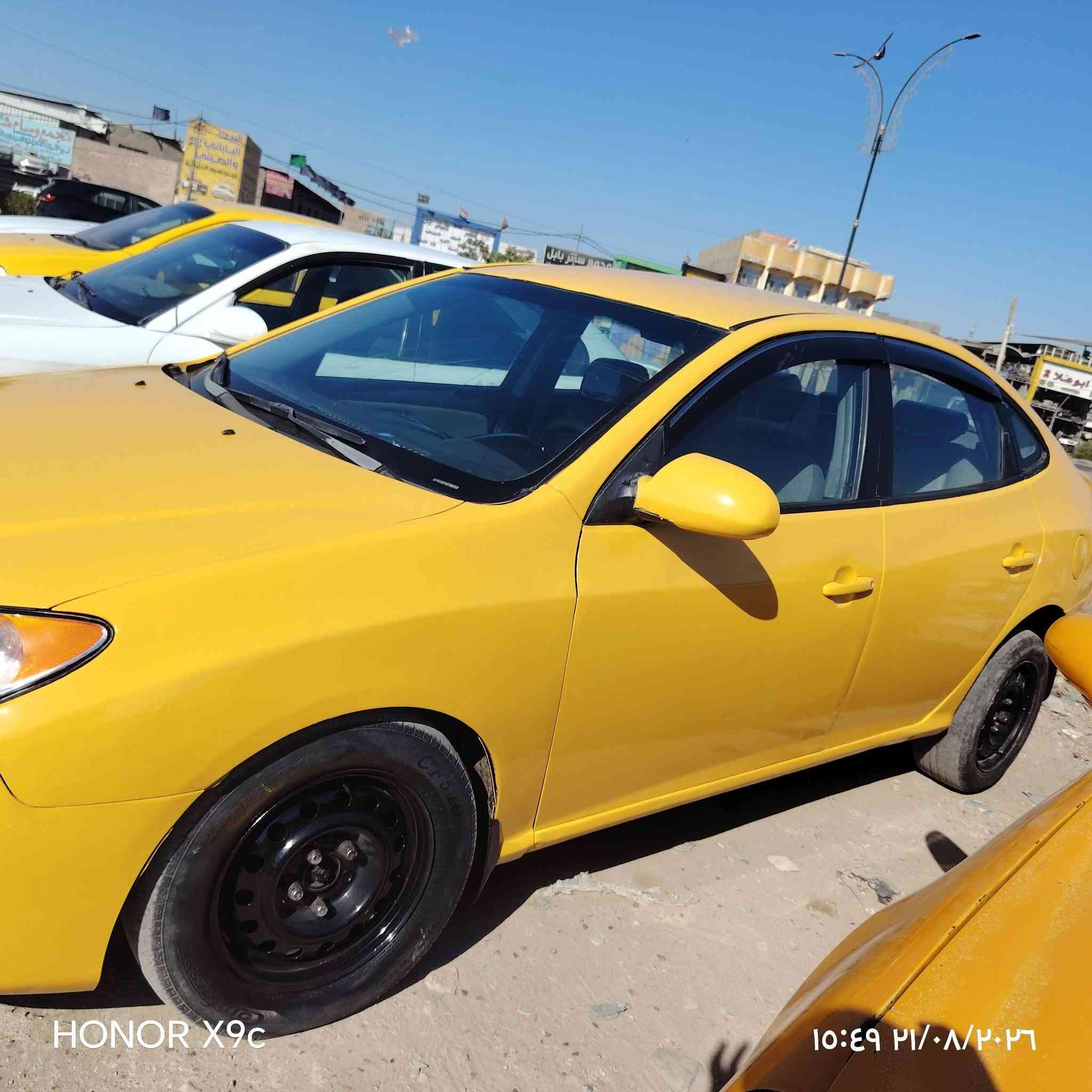 النترا للبيع 2009 وارد  امريكي مبدل بنيد جاملغ سياره جاهزه تبريد حداديه ماكينه وكير خير من الله السعر ٨٠ وبيه مجال قليل مكاني حله شارع 60 الشراي يتصل ***********
