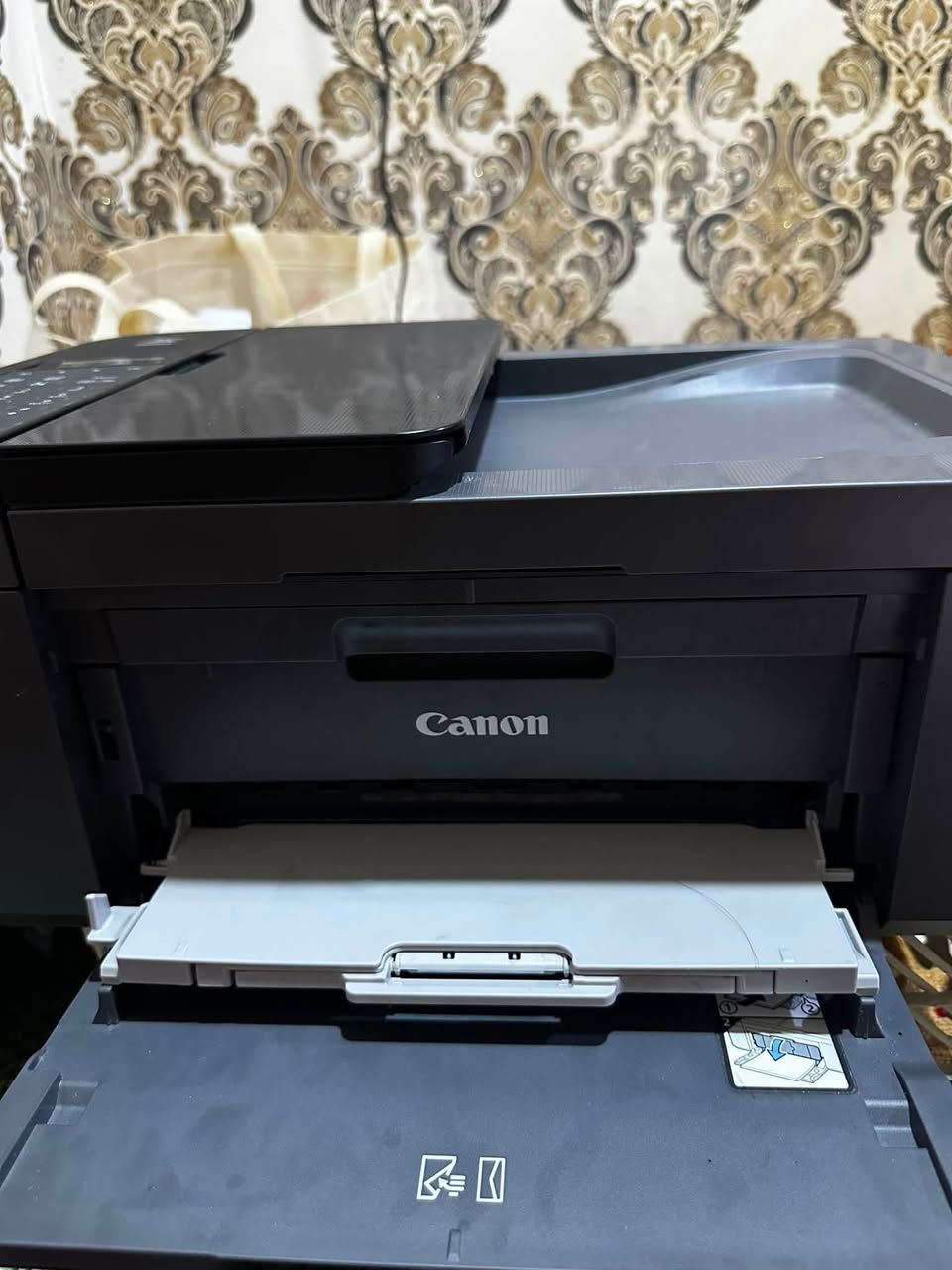 🖨️ طابعة Canon MF3010 للبيع 🖨️

✨ جديدة، مشتريتها قبل 20 يوم فقط
📌 سبب البيع: للحاجة

مواصفات الطابعة:
• النوع: Canon
• الموديل: Canon i-SENSYS / imageCLASS MF3010
• النوع: ليزر أبيض وأسود
• الوظائف: طباعة + نسخ + سكانر

💰 السعر: 130 ألف دينار
🤝 أكو مجال قليل 

📍 العنوان: البصرة
🚚 متوفر خدمة توصيل

📞 للتواصل: ***********
