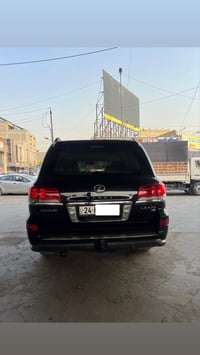 لكزز 5700 • ٢٠١٤ • رقم دهوك