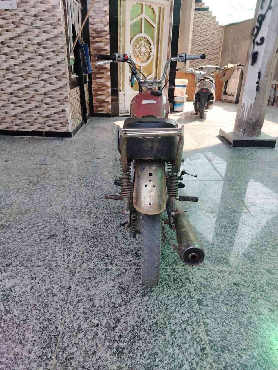 السلام عليكم دراجه نامه ادوات دراجه خير من الله ما ناقصه شي السعر 450 او بيه مجال الرقم ***********
