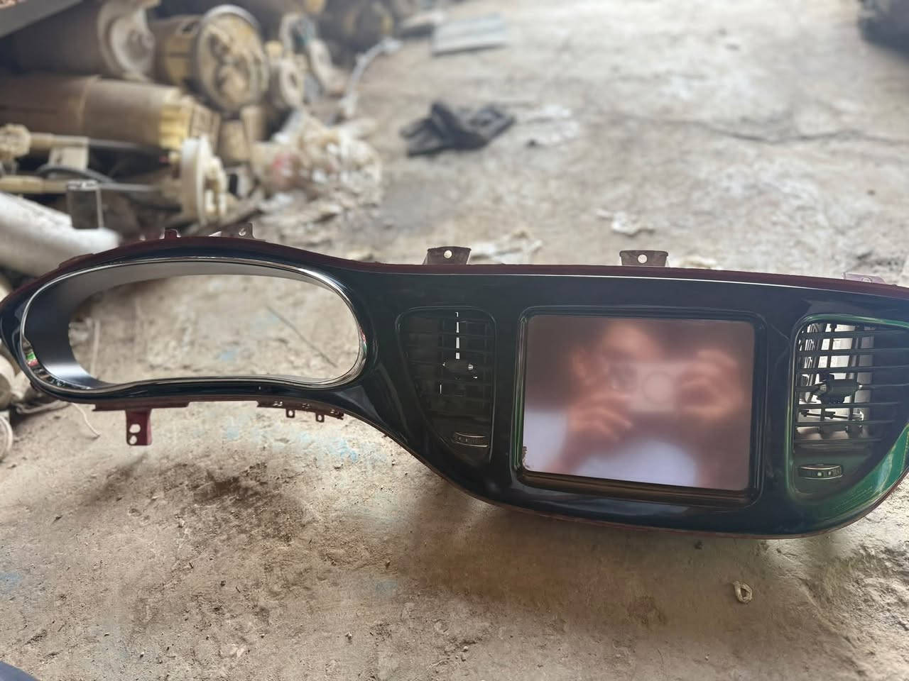 السلام عليكم 
شاشه دارت 
بك لايت زوج 
مسطره 
الغراض مال سياره فول مواصفات 
كلشي وسعره واذا جمله يعني كلهن اتساهلك بيهن 
ذي قار حي الصناعي البلوك الرابع
 (موجود عندي توصيل كافه محافظات العراق) 
***********
