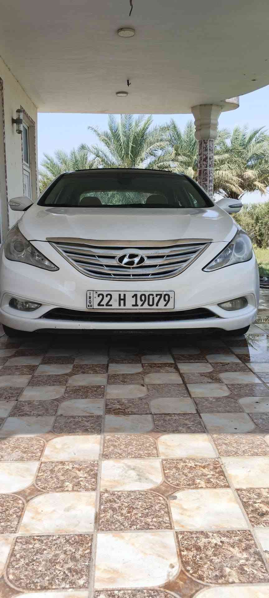 السلام عليكم
للبيع 
سوناتا موديل 11 خليجي رقم اربيل 
بيه جاملغ خلفي صبغ بدون معجون وجاملغ امامي وربع لبنيد وسونار موجود 
مكينه وكير حداديه تخم تاير تبريد جاهزه 
فول مواصفات بدون بصمه 
 سعره 110 وبيه مجال مكاني ديوانيه دغاره صدر الدغاره ***********
