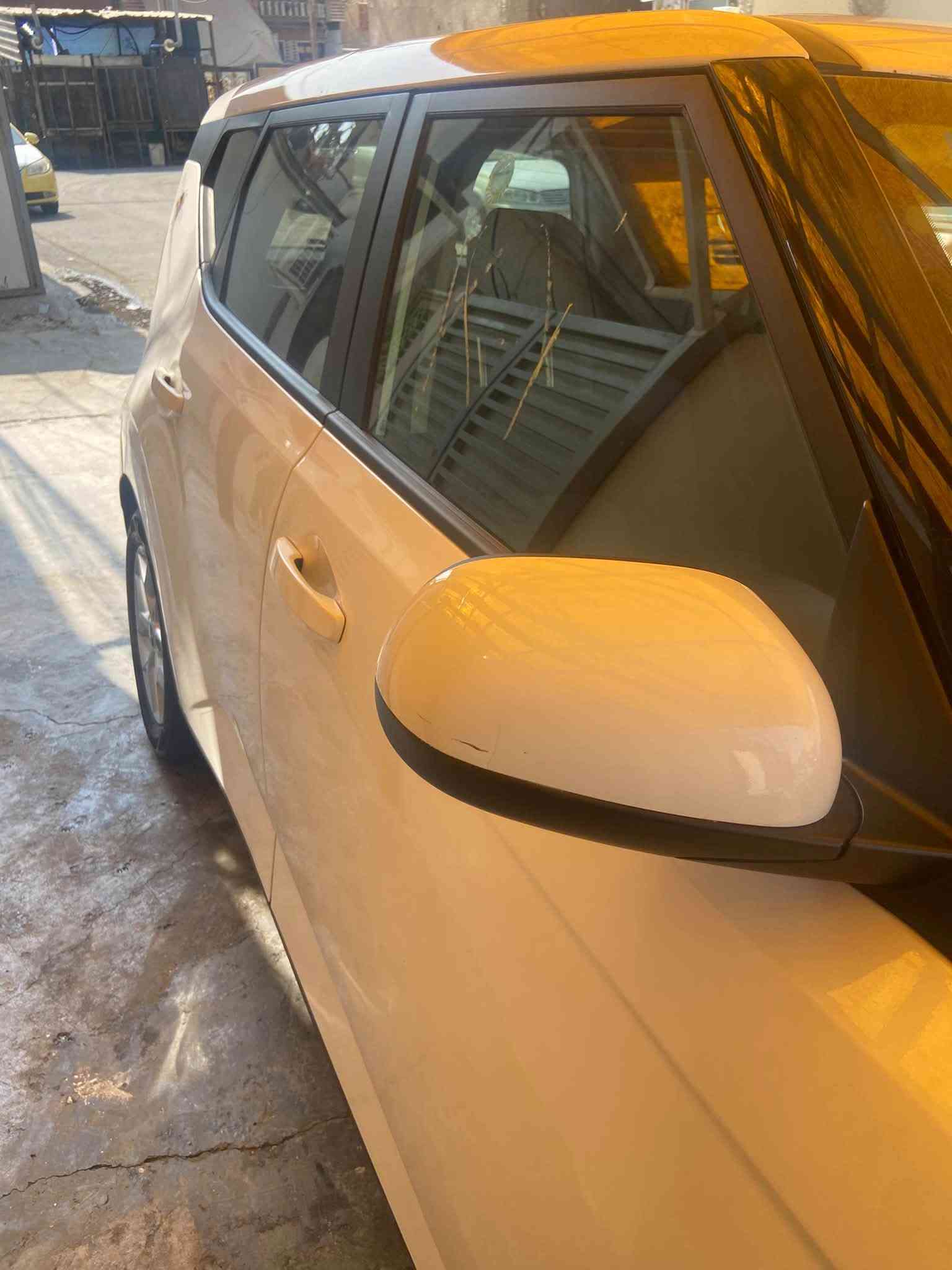 كيه صول موديل   2025
سعر 135
رقم بغداد 
وارد أمريكي 
صوره الحادث بل منشور 
مبدل باب جاملغ بنيد وجه لغد 
صبغ مكانت صغيره 
محرك 2000 دوش 
ترهم مراوس سياره 6سلندر 
بغداد جديد 
***********
