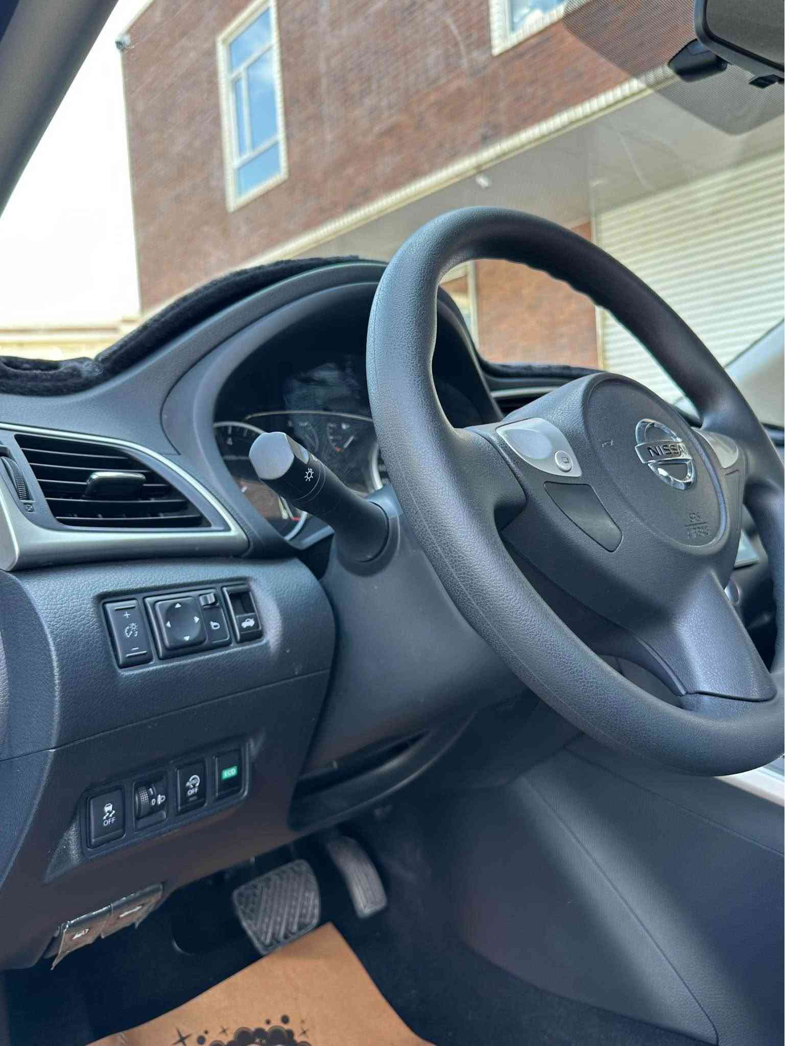 مواصفات خليجي ١٠٠٠٠ روشتوة شاشة كاميرا تبريد مركزي كشين جلد وبلكةپ auto start سفري شةريكةي هةوليرة 
تةنها صندوقي لأي خوم بوة سبوغ بة بي ناوگرتن بةشةرت 
گير تبريد و هةموي بةشةرت نرخي ١٢٥ $ *********** أربيل, العراق
