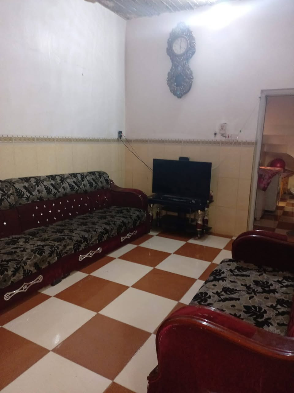 بيت للبيع طابو زراعي سند ٢٥
مساحة ٨٠ متر في منطقة حيدريات المعملجي

كافة الخدمات متوفرة وقريب على الشارع

خلف مدارس العميد يبعد عن الإمام الحسين ع

٢ كيلو متر. عرض الشارع 7 متر.

للاستفسار الاتصال ع ***********

 أو مراسلة واتساب

متوازي ع بيع الشري يتصل
