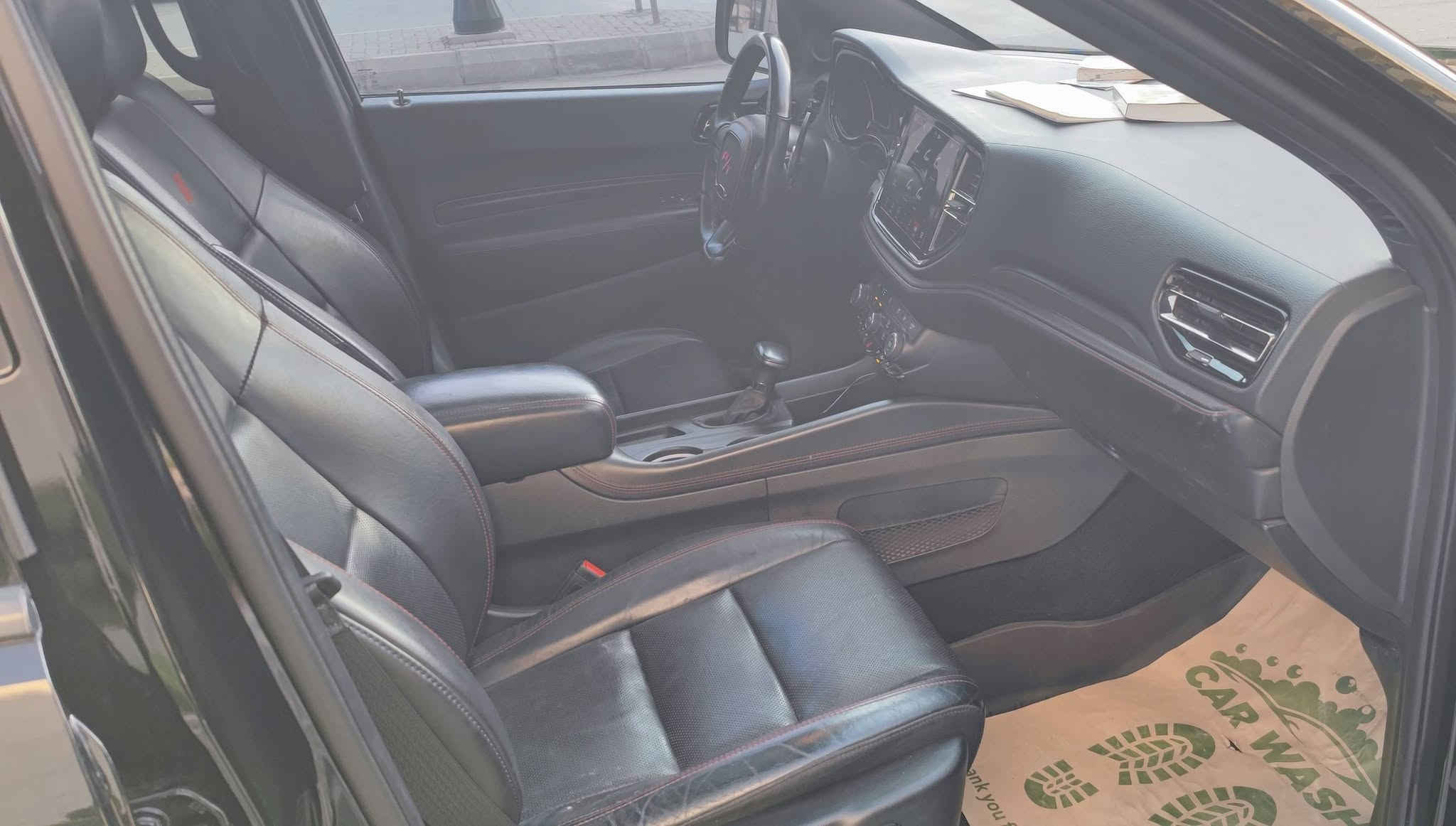 دورانگو R/T • V8 5.7 • ٢٤ الف كم