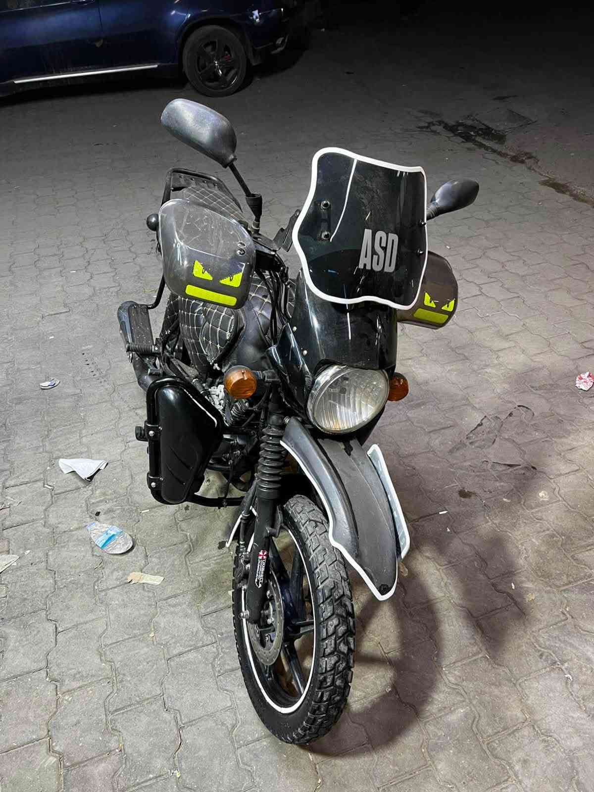 بوكسر جبلي • موديل 23 • مرقم كامل