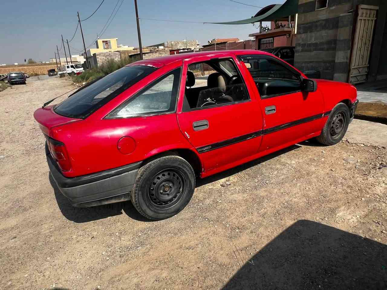 سلام عليكم أوبل فكتره موديل 1991حجم16 محرك بي بدايه صرف كير شرط صدر جديد بدون ضرر بس بي صبغ جاملغات الخلفيه 
شرط التحويل سنويه خضره 
سعر26بيها مجال
***********
واتساب ***********

