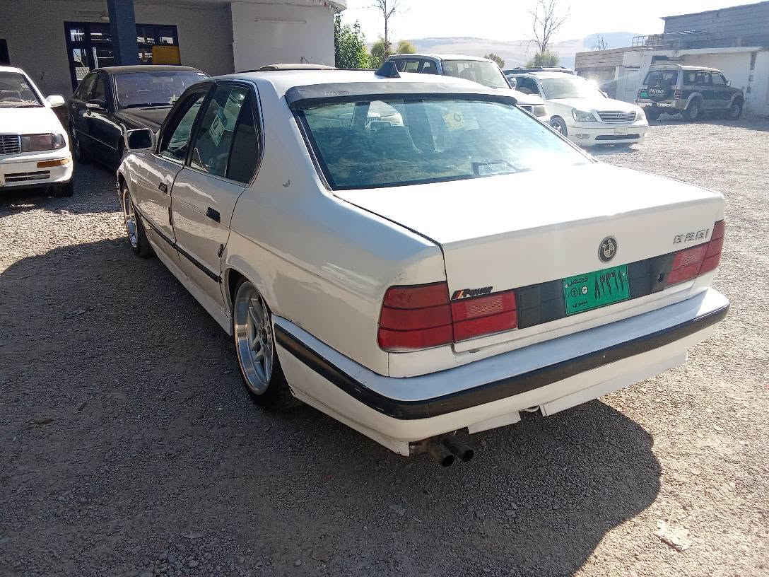 السلام علیکم
ماشااللە لەماڵی هەموو لایەک
bmw
1991
کەپس
ئاڕم پلاستیک هەولێر بەشەرتی مرور
پشت و پێشی کەپس
بەشەرتی موس و بڕاوە نەبێت
ئۆتۆماتیک
تەبرید لەسەر سویچ
کارەبای بەشەرت
تەقەو ڕەقەی تیا نیە
فرۆشتن و ئاڵووگۆڕ
***********
***********ڤایبر و وات ساپ السليمانية, العراق
