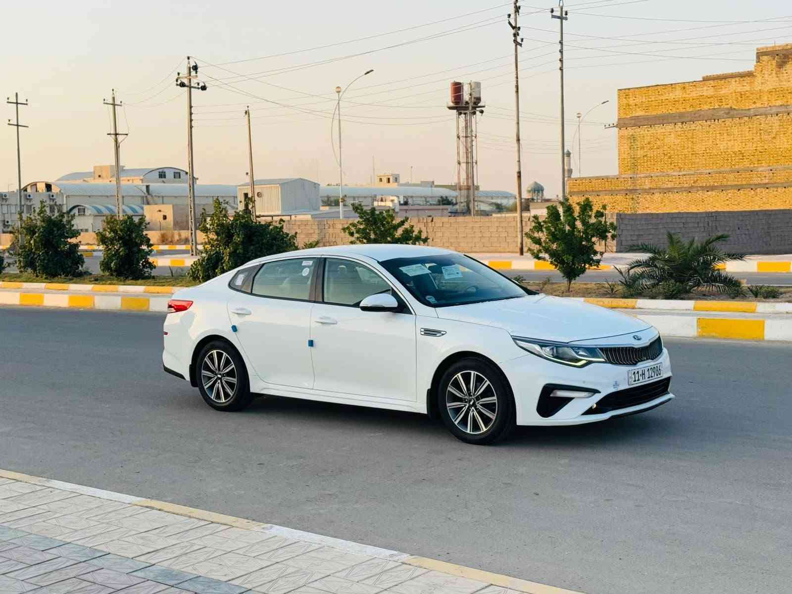 البيع أو مراوس كيه ابتيمه وارد خليجي موديل 2020 حره تحويل مشروع وطني بسمي كفاله عامه عامه  ضربه وصبق و تبديل موصفات تحكم استيرن شاشه كبيره كامره دوار يدات استيل حاجب ع لايت ماشيه 120 الف تبريد قطعتين أشر ب مري دبل كزوز مكيه 2400 دوش دواخل جديده اوجاهزه حداديه تخم تاير تبريد ثلج مكان السياره الناصريه مركز السعر 177 وبيه مجال لانتصال ع *********** واتساب

