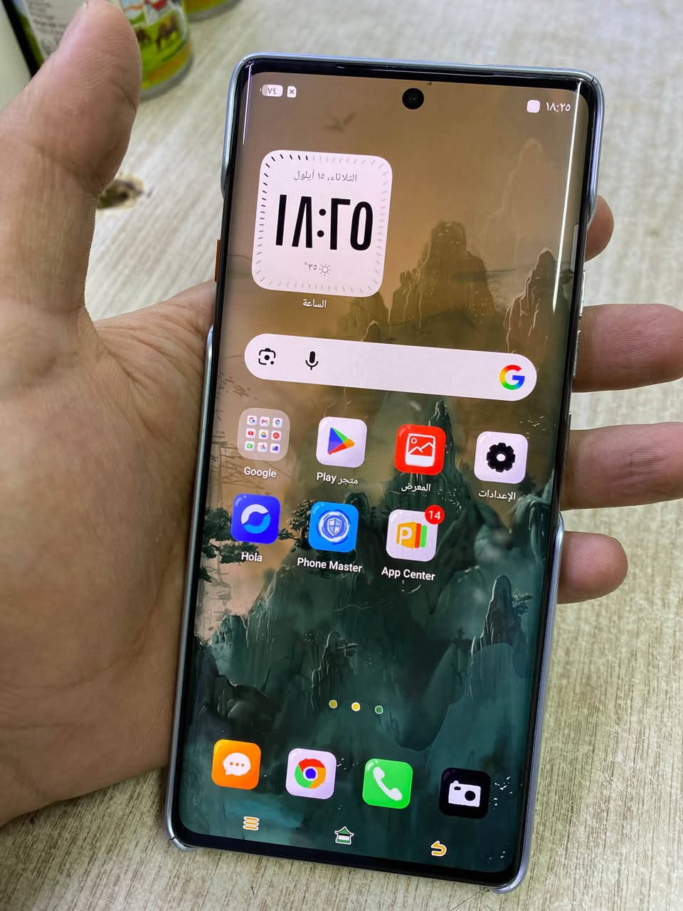 السلام عليكم
TECNC CAMON 40 Pro

ذاكرة 256 

عشوائية 8

بطارية 5200mAh

الجهاز غني عن التعريف 

مكفول من الفتح والتصليح 

فاتحة جديد طك كارتون 
ممستخدم هواي 

كامل ملحقات 

سعرة 325 وبي مجال بسيط 

مكاني بغداد البلديات 
***********

