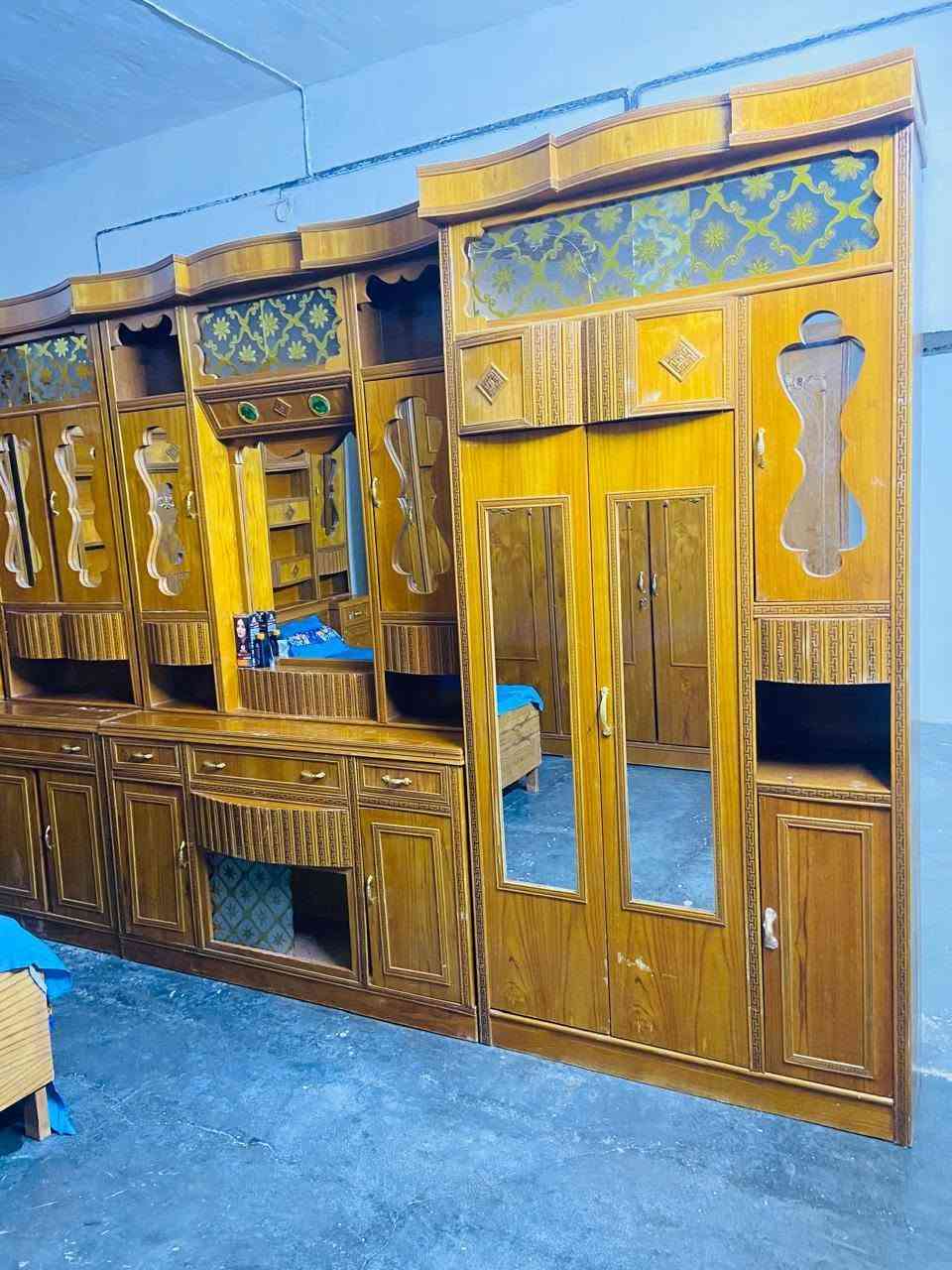 غرفه هودج عراقي حطاطه قطعتين أربعينيه
بسعر مليون بيها مجال 
الرمانه البوعبيد الحويجه 
***********
