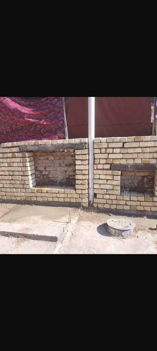 قطعه ١٠٠ متر في منطقه ال١٠٠٠٠ مصبوبه رفت ومطلعين بتلو ومبنيه دبل طابوك واحد للتواصل *********** ممتواجده ع الفيس السعر ٤٠  مكلفه بالنشر
