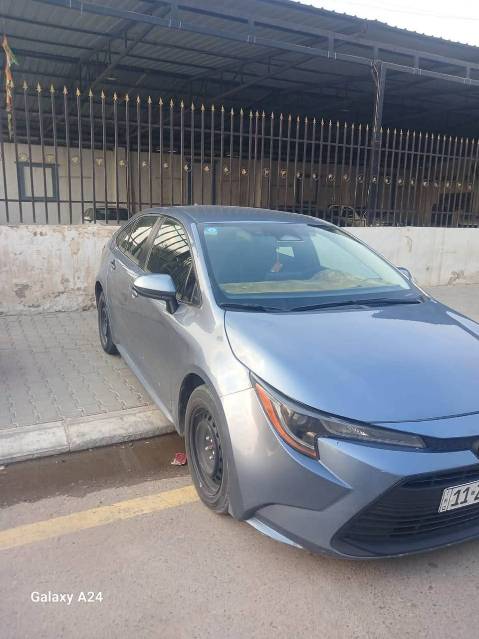 السلام عليكم
كورلا ٢٠٢٣  LE محرك ٢٠  
ماشيه ٤٠ الف بدون ضرر  كلين السياره بيه بارد براس الجاملق فقط السياره احلى من الصور رقم بغداد هزه وسنويه جديده تحويل ثاني يوم 
الاتصال بصاحب السياره ***********

نص مكتوب في الصور:
- Galaxy A24