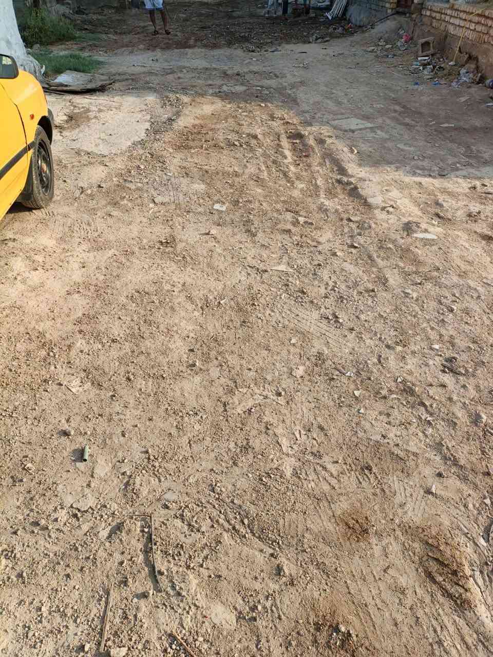 قطعت ارض للبيع او مراوس بسيارة حسب القناعة بسريدات القديمة خلف البزل سند 25 انذار محكمة الكاع بسمي تحويل ثاني يوم مساحت الكاع 100 متر واجهة 10 ونزال 10 ترهم 50 وترهم كامله 100 
منطقة مي كهرباء مجاري نت وحيطبلهة تبليط منطقة سكنية وكامله قرب اشارع العريض الي يودي عجزيرة سياحية
سعر ال50 متر 16 
سعر ال100متر 30 
وبيهن مجال بصيط حك الجية 
*********** واتساب
