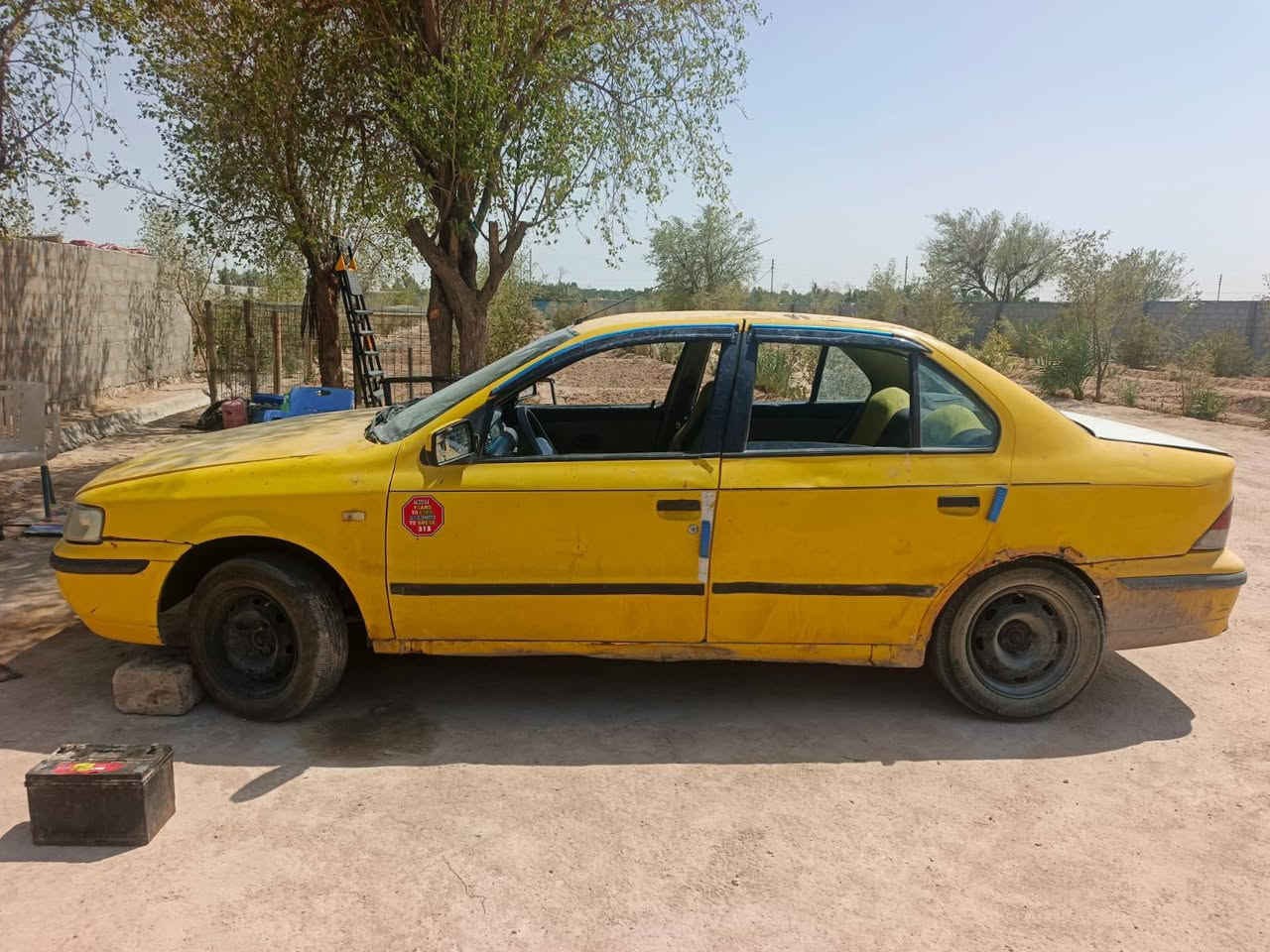 سمند موديل 9 كهربائيات شغالة فقط محركها كايم ابيع كوم حديد تجي تاخذها ب كرين رقمها نجف سنوية موجودة راعيها ما اندلة اتكفل عن السرقة و الطلب مكانها طريق نجف كربلاء عمود 303 سعرها 7 ورقات ***********
