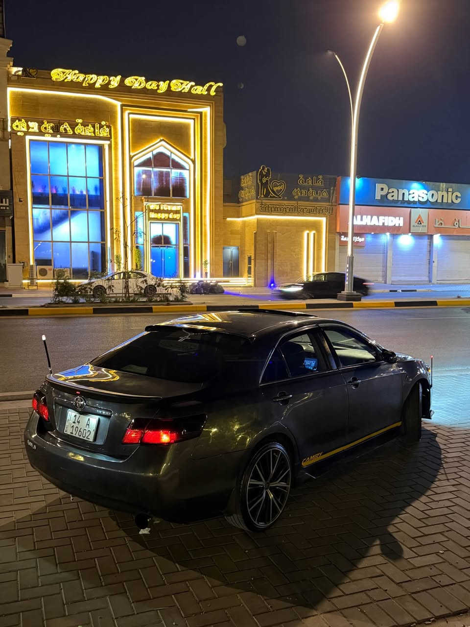 🔥 للبيع Toyota Camry LE 2009 🇺🇸

🚘 كامري LE 2009 وارد أمريكي – رقم بصرة

🔹 محرك 2.4L – 4 سلندر
🔹 قير أوتوماتيك
🔹 ماشية 220,000 كم
🔹 ويل رياضي 20 إنش 🛞
🔹 تايرات جديدة
🔹 صالون رياضي
🔹 مجموعة زنن
🔹 شاشة CarPlay
🔹 اكزوز رياضي 🔥
🔹 منظومة تبريد جديدة
🔹 مكينة جديدة
🔹 كير جديد

🎨 صبغ السيارة:
السيارة مصبوغة عام من الخارج فقط بسبب جراد اللون، والداخلية على حالها.

⚠️ ملاحظة:حادثها جاملغ السايق.

📋 الأوراق:
🇮🇶 رقم بصرة إنكليزي
✅ جاهزة للتحويل المباشر

🔧 السيارة جاهزة للفحص والمعاينة

📍 الموقع: البصرة
💰 السعر: [88مجال]
📞 للتواصل: [***********] البصرة, العراق

نص مكتوب في الصور:
- @a99_i9