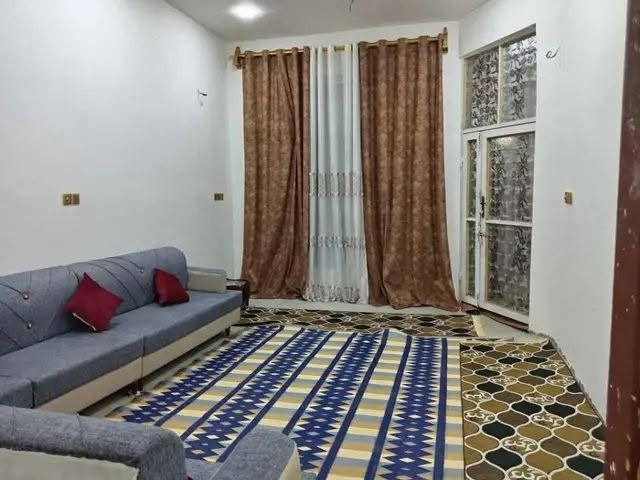 سلام عليكم دارللبيع م200 متر بل متنبي مقابيل محطة كهرباء المتنبي فرع أسواق والمخبز اللستفسار الاتصال بصاحب الدار ***********
