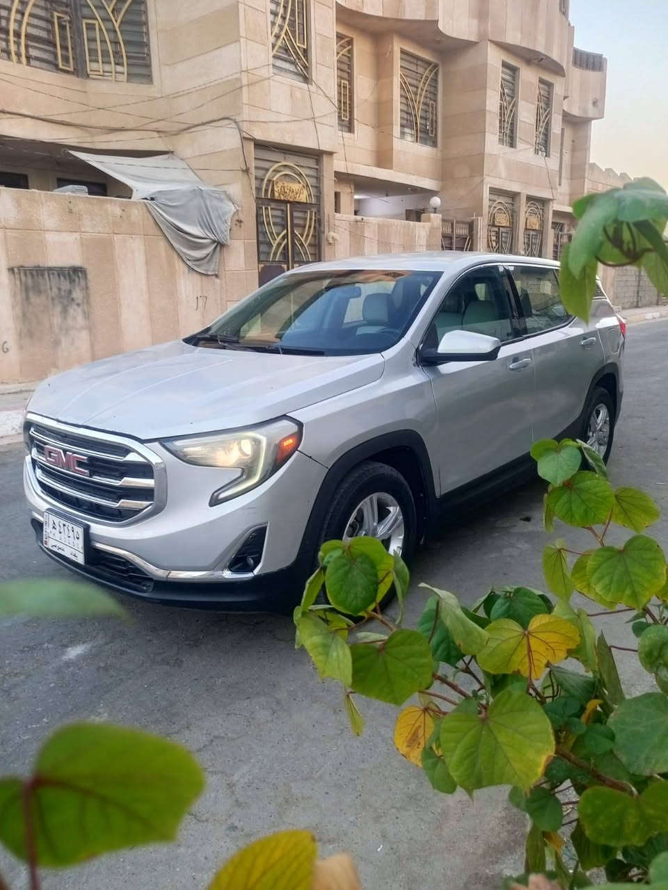 تيران GMC  موديل 2018   ابيع نقد وترهم قسط
سياره مجفيه جفيه قليله  سياره جاهزه كل نقص مابيه
السعر  ١٠٥    وبلقسط حسب لأتفاق مقدمه زينه  اتصل وتدلل
عنوان كربلاء  ***********
للعلم انه مشتري سياج طايح عليه انه ابيعلك مجفيه
