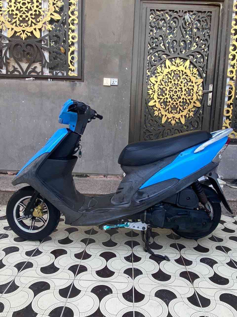 دراجه ماكس عدله مامفتوعه منه برغي 🔩 تفاصيل خاص 

ولموشراي لايتعبني روحتنه لعبنه
الاستفسار رقم ***********
