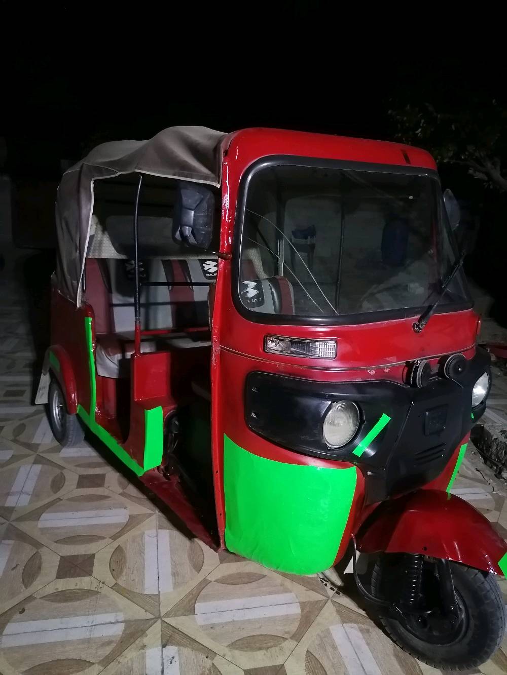 تكتك 2018 داخله ب19 رقم وسنويه كهربايات تخم تاير مابيهه اي نقص 4500بيهه مجال مكاني بصره قرنه