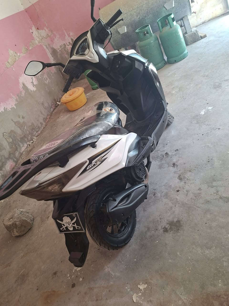 درجة جامبو للبيع نظيف جدا كلشي جديد وسعر 380 وبيه مجال لطيبين رقم ***********
