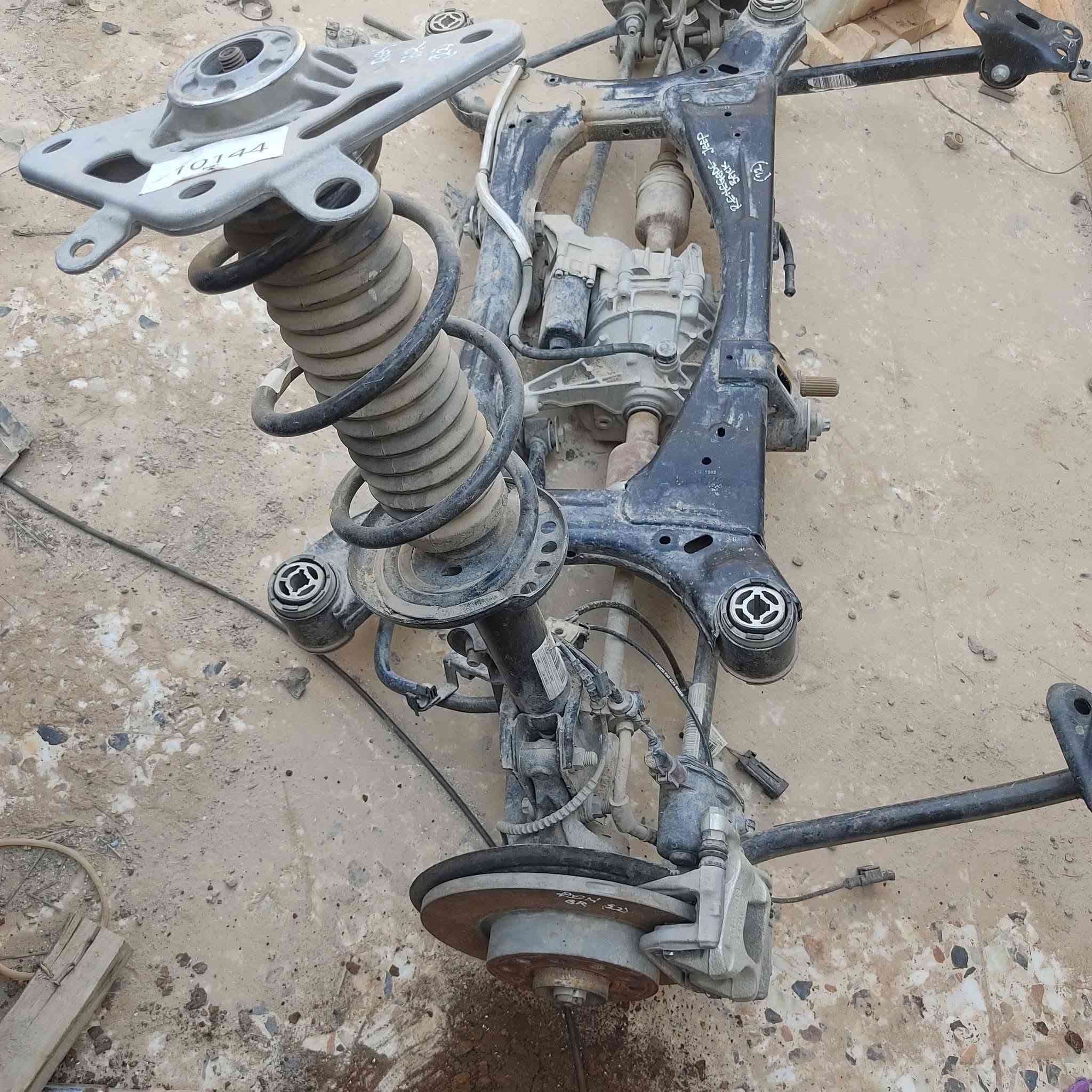 سلام عليكم
متوفر اغراض جيب رنكد 1300 موديل 2023

حداديه وكير 

وغراض دواخل غرفة كامله

 مع دشبول وسترين

***********
