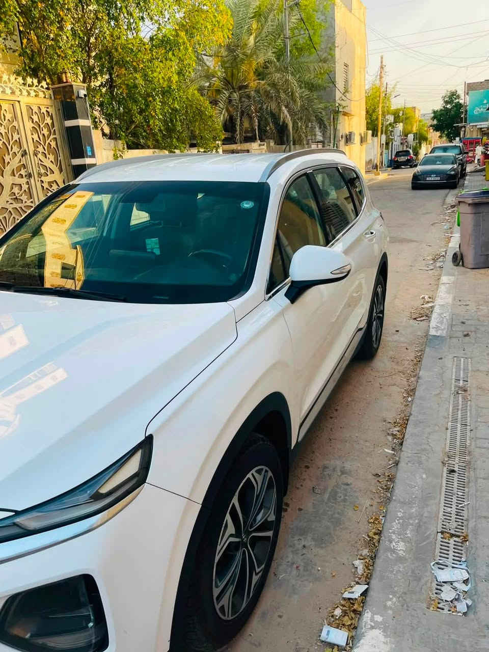 سنتافي 2019 خليجي 7 راكب 3 قطع تبريد
محرك كير مكينة. كفالة
صبغ بالجاملغ الايسر الخلفي
وايضاً بيها بارد بالايمن والباب الخلف السايق 
محرك 4 سلندر 2400
السعر 177 وبيها مجال
الاستفسار ***********
