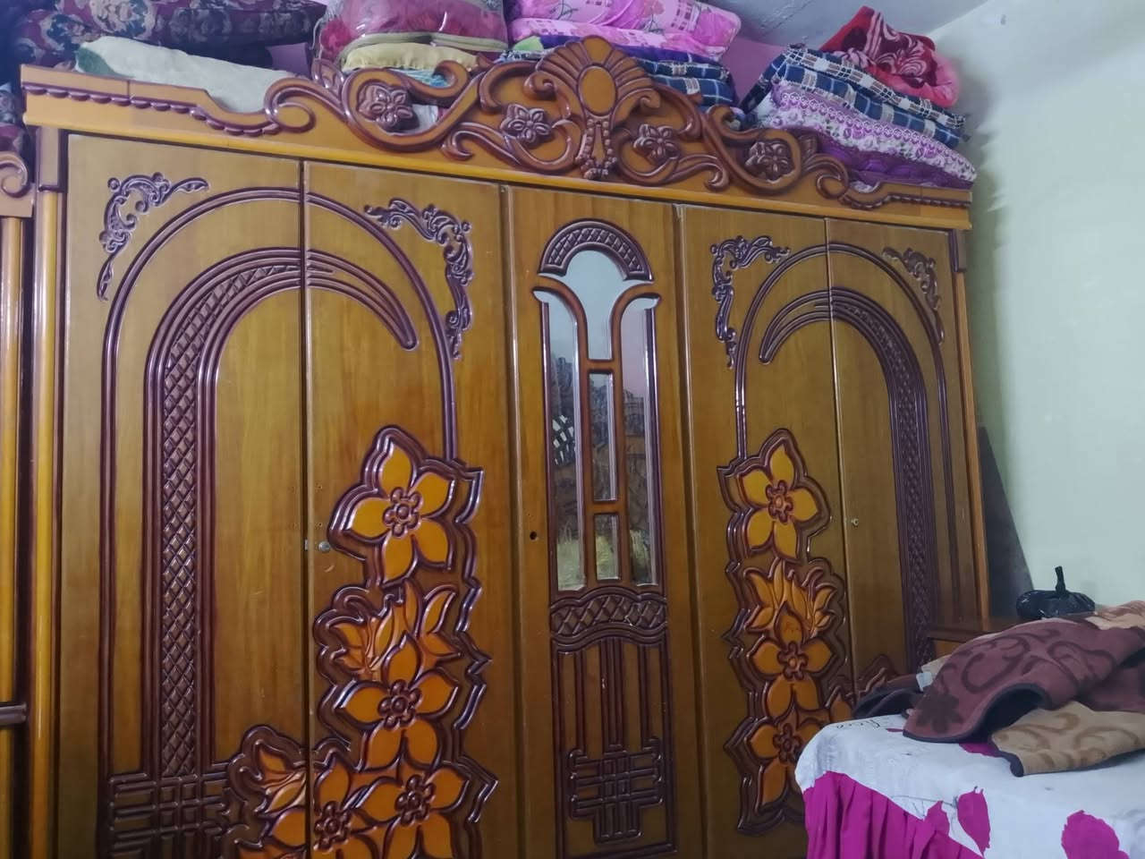 غرفه اخشاب لبيع   ***********
