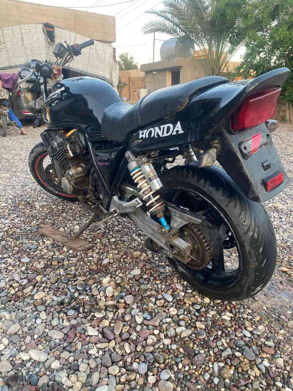 بطحه • سي بي ٤٠٠ • مراوس