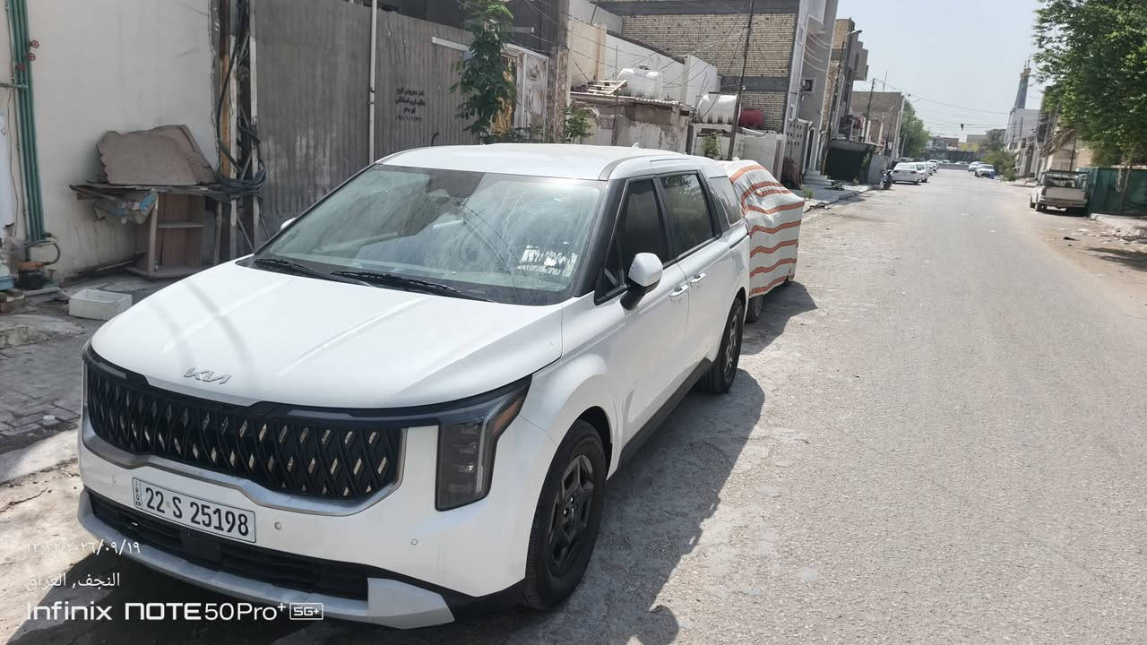 السلام عليكم
سياره كيا كرنفال شكل جديد 
نص فول بيبان كهرباء 
ماشيه ١٥ الف كيلو 
حادثها قبق جنطه وجاملغ 
السعر ٢٨٥ وبيها مجال 
***********
مكاني نجف

نص مكتوب في الصور:
- ١٣:٢٣ ٢٠٢٦/٠٩/١٩
- النجف, العراق
- Infinix NOTE 50 Pro+ 5G
- ١٣:٢١ ٢٠٢٦/٠٩/١٩
- Infinix NOTE 50 Pro+ 5G+
- ٢٢ ٠٤:٣٢ ٢٠٢٦/٠٩/١٩