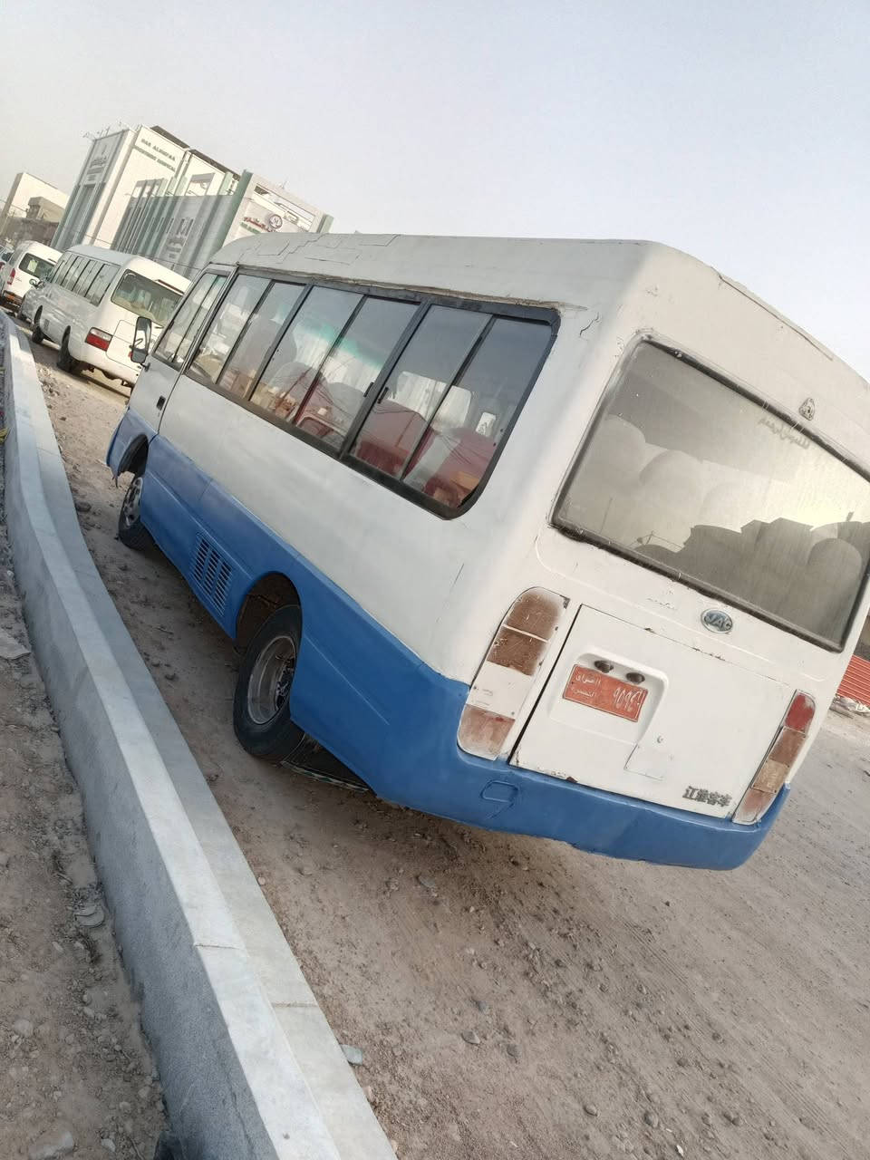 بيع كوستر جاك 2004 موديل جهز وحلووو سعر 4رقم حمر بصره مكينه وكير اوتوماتيك بطه ***********
